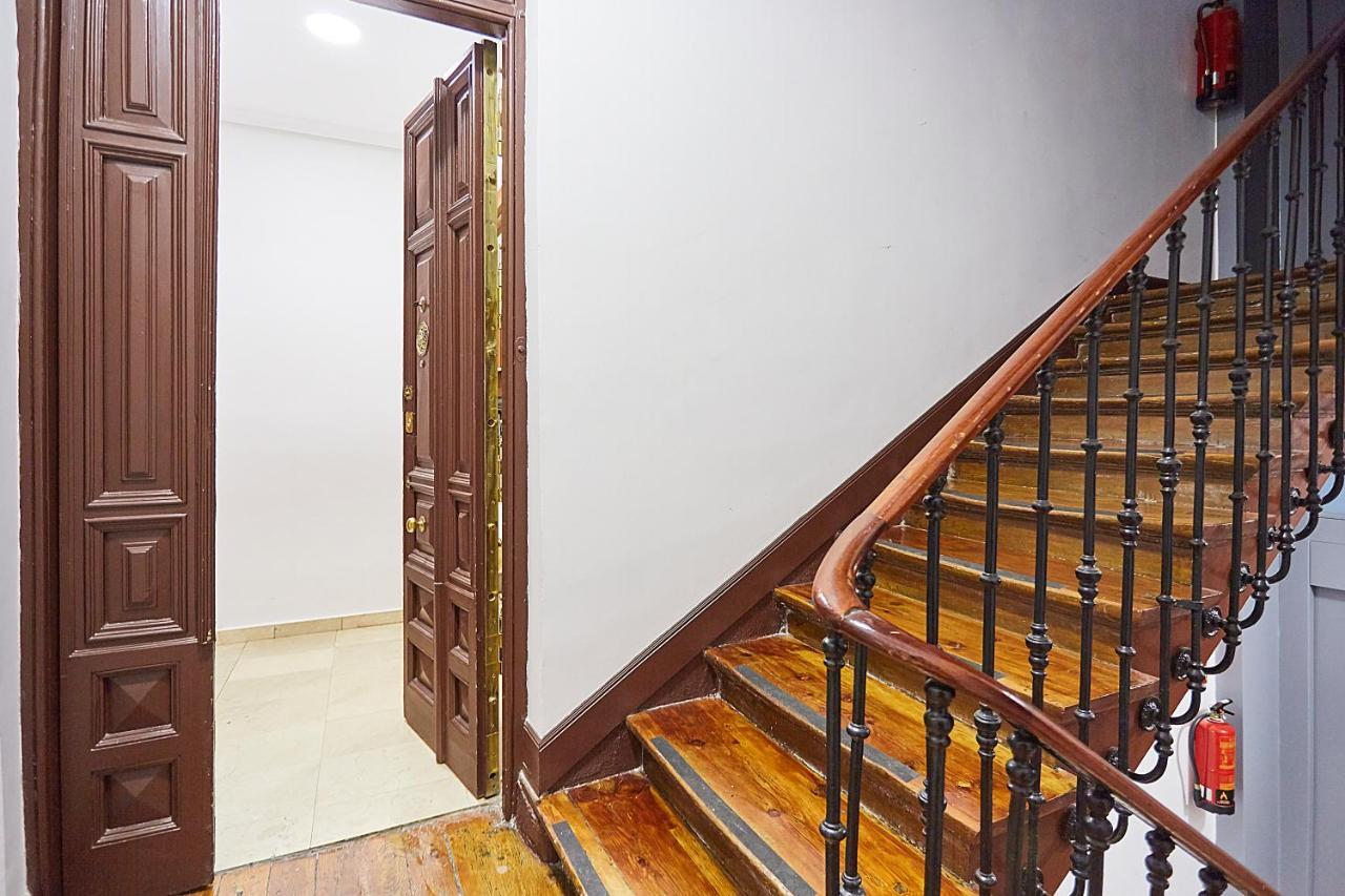 Leeways Apartment IX In Gran Via Madrid Eksteriør bilde